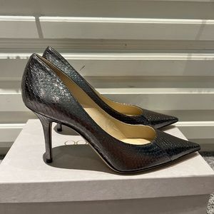 Jimmy Choo pointed toe pumps size 39.5 dark silver color